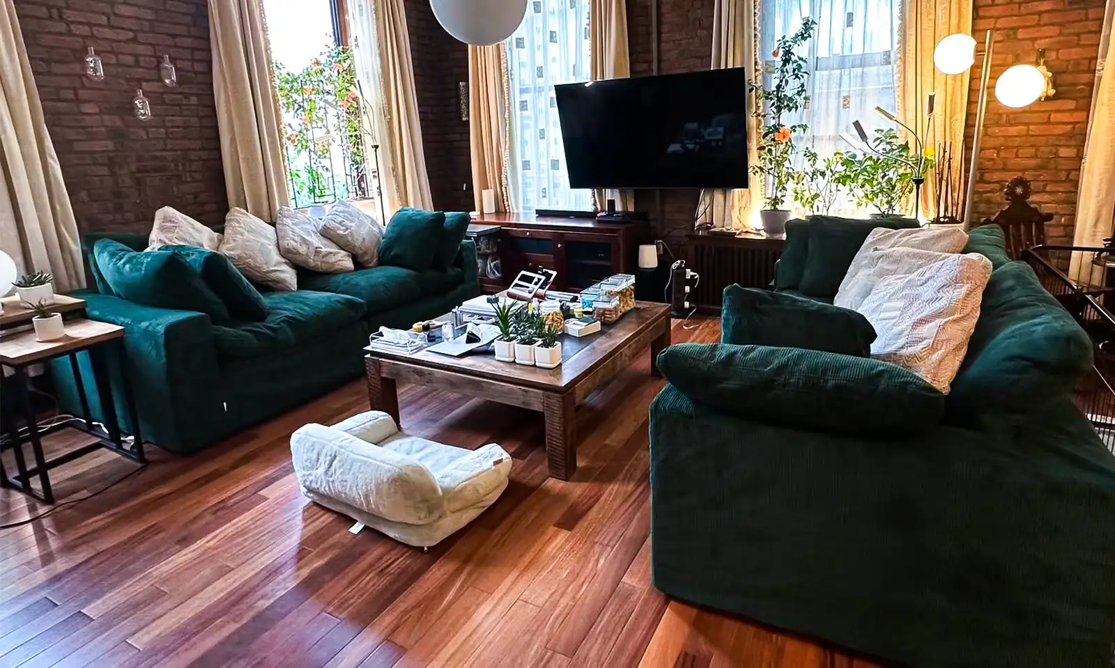 review-img